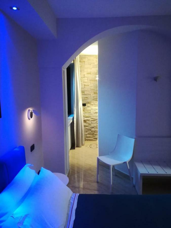 Sonevi Rooms Napoli Ngoại thất bức ảnh