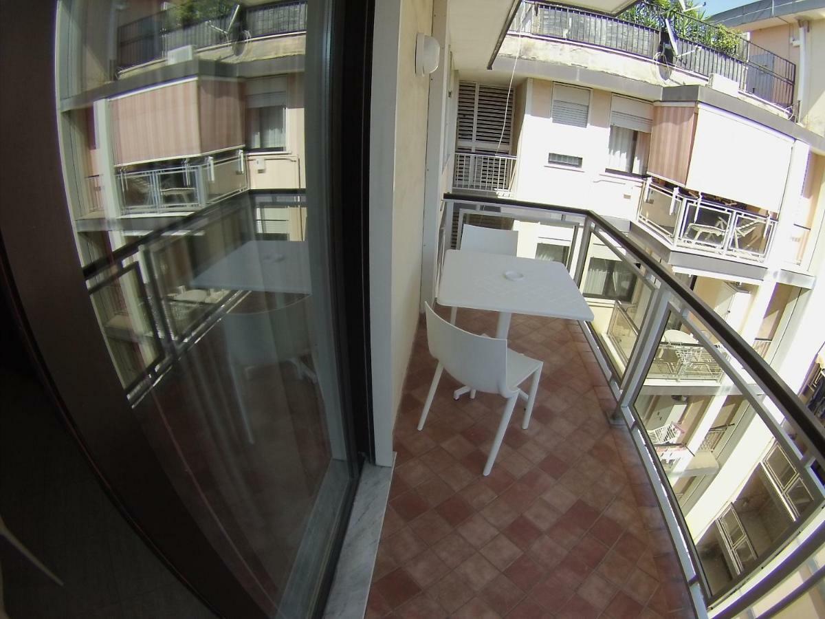 Sonevi Rooms Napoli Ngoại thất bức ảnh