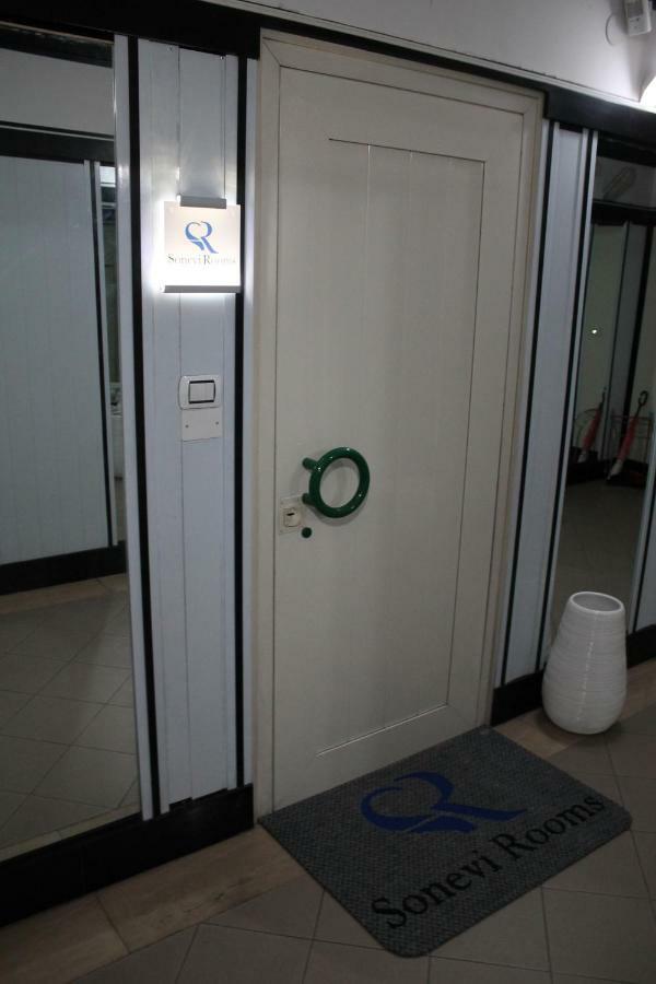 Sonevi Rooms Napoli Ngoại thất bức ảnh