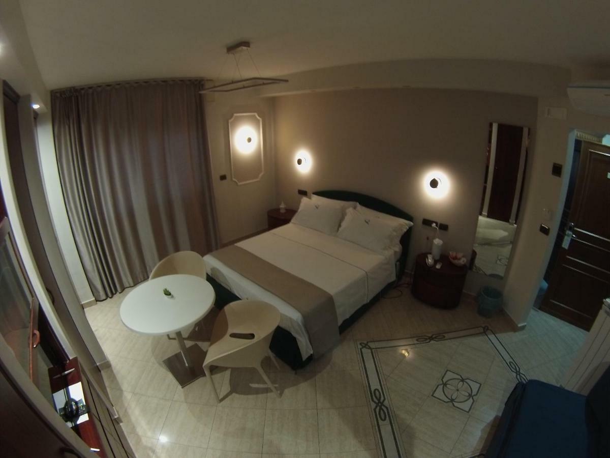 Sonevi Rooms Napoli Ngoại thất bức ảnh